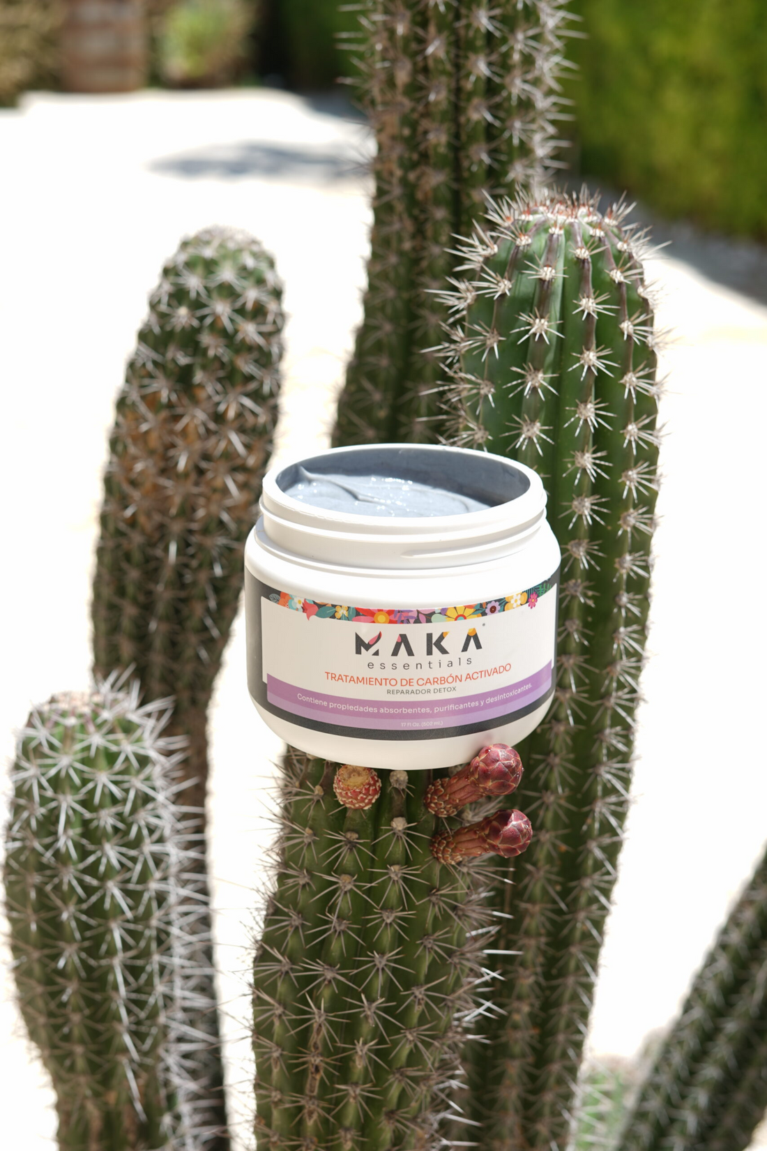 Mascarilla de Carbón Activado – Detox, 17 Oz. MAKA ESSENTIALS
